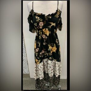 Rue21 Black and Cream Floral dress